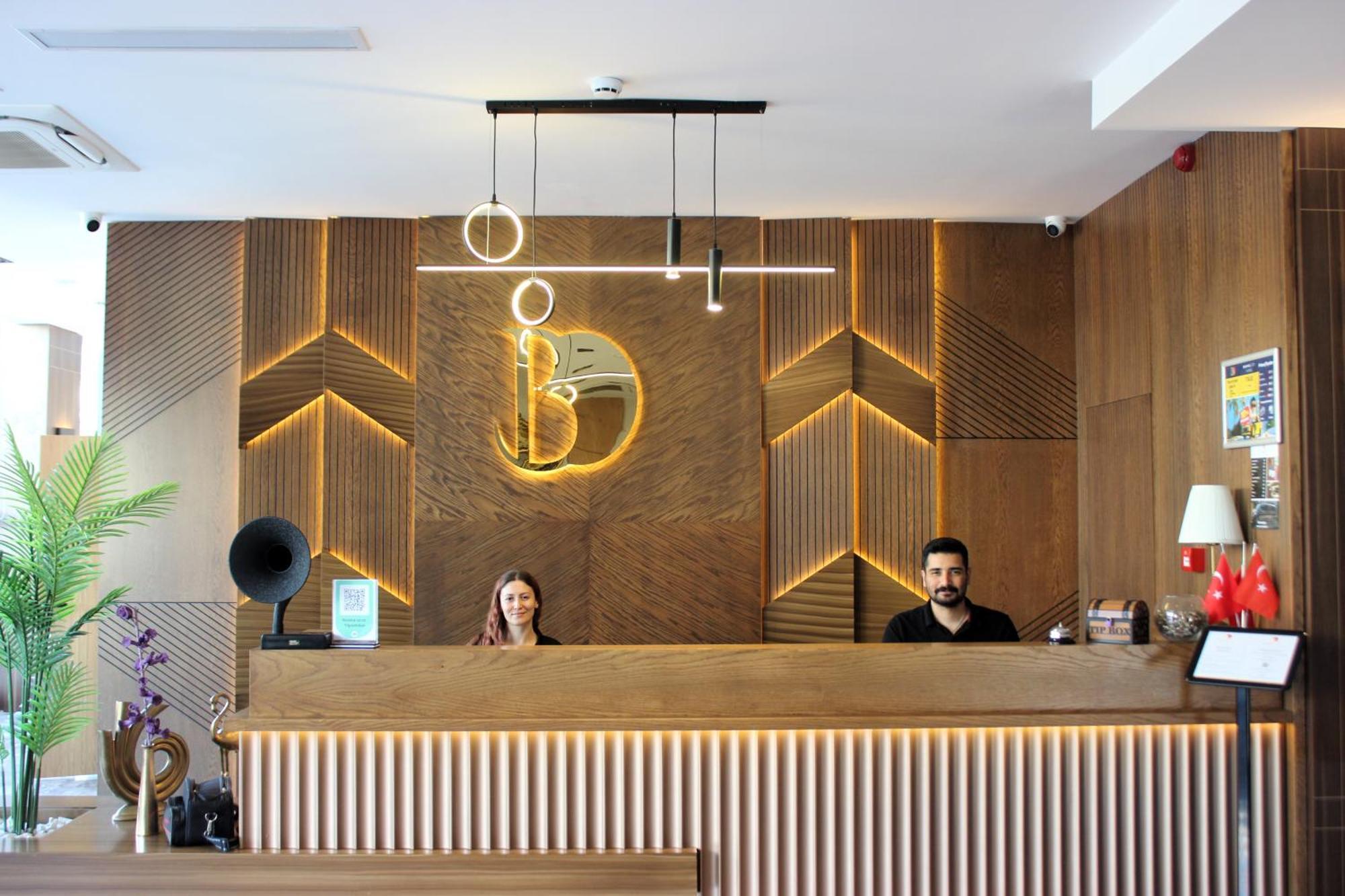 Bonnie City Hotel Antalya Extérieur photo